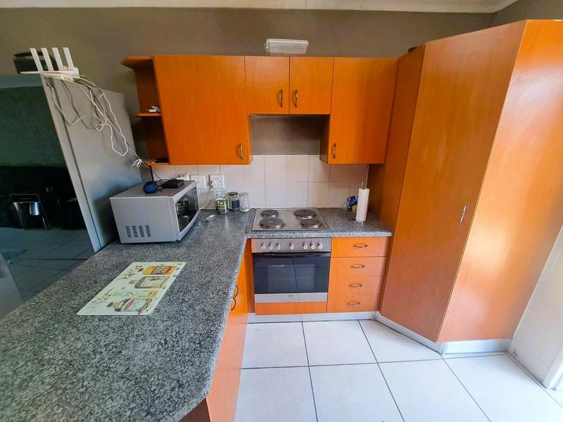 2 Bedroom Property for Sale in Amberfield Manor Gauteng