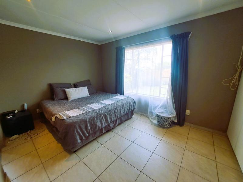 2 Bedroom Property for Sale in Amberfield Manor Gauteng