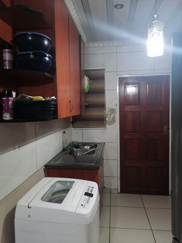 2 Bedroom Property for Sale in Bram Fischerville Gauteng