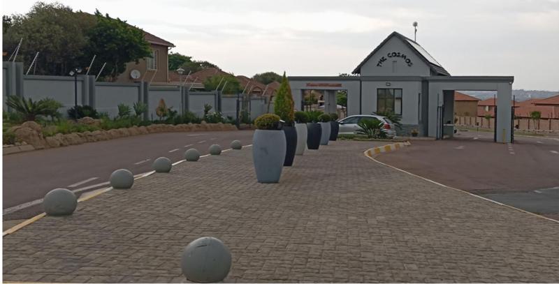 2 Bedroom Property for Sale in Kosmosdal Gauteng