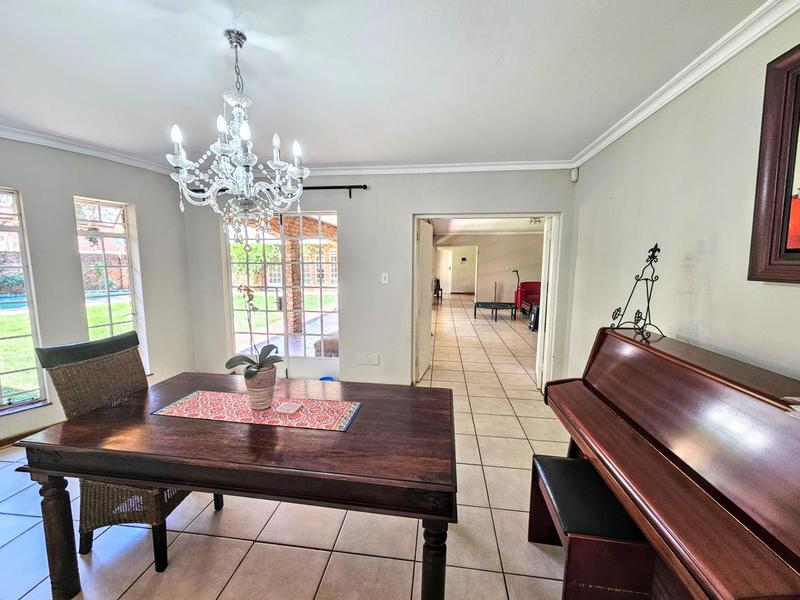 5 Bedroom Property for Sale in Waterkloof A H Gauteng