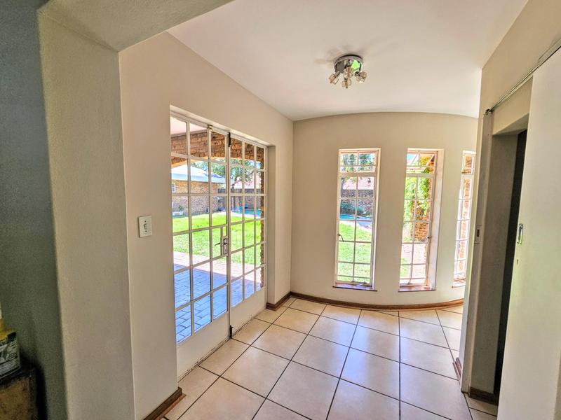 5 Bedroom Property for Sale in Waterkloof A H Gauteng