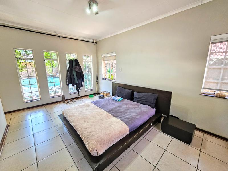 5 Bedroom Property for Sale in Waterkloof A H Gauteng