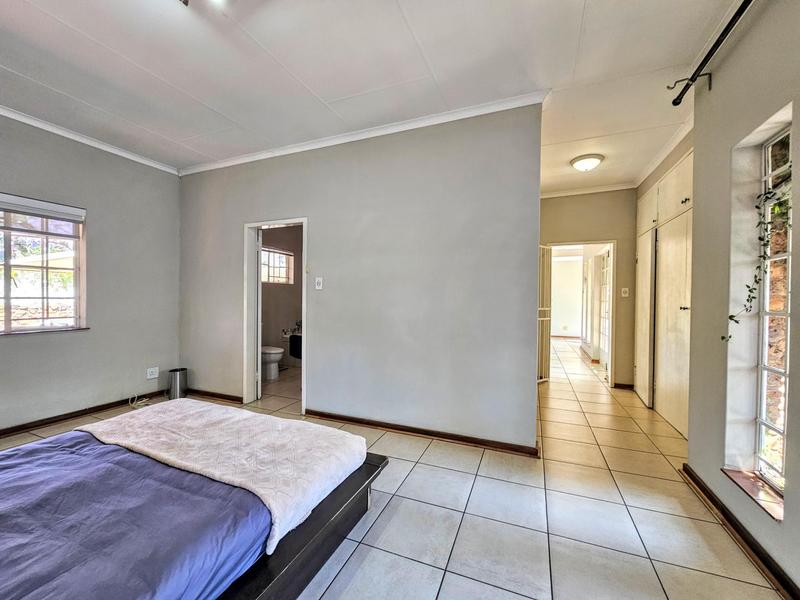 5 Bedroom Property for Sale in Waterkloof A H Gauteng