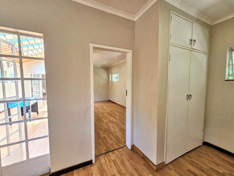 5 Bedroom Property for Sale in Waterkloof A H Gauteng