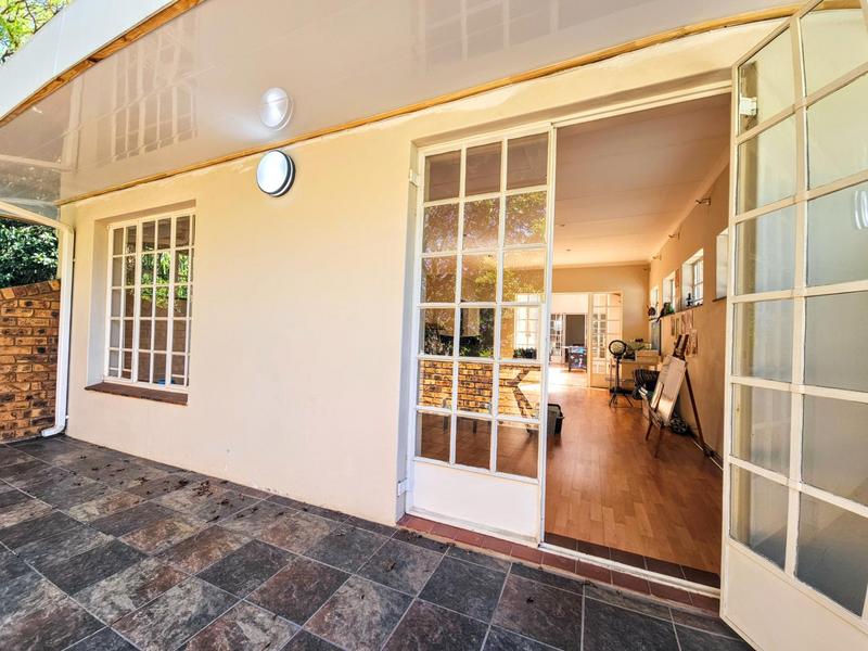 5 Bedroom Property for Sale in Waterkloof A H Gauteng