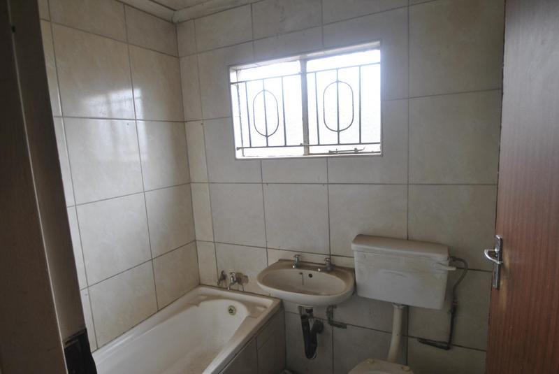 3 Bedroom Property for Sale in Roodekop Gauteng