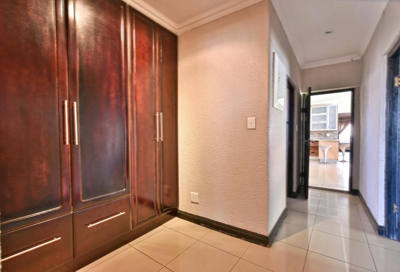 5 Bedroom Property for Sale in Meredale Gauteng