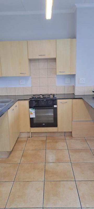 2 Bedroom Property for Sale in Sunninghill Gauteng