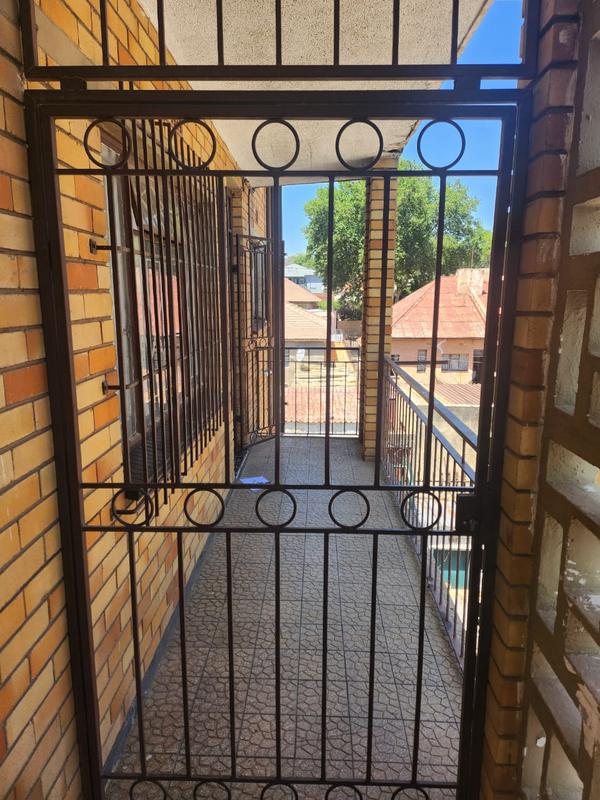 2 Bedroom Property for Sale in Turffontein Gauteng