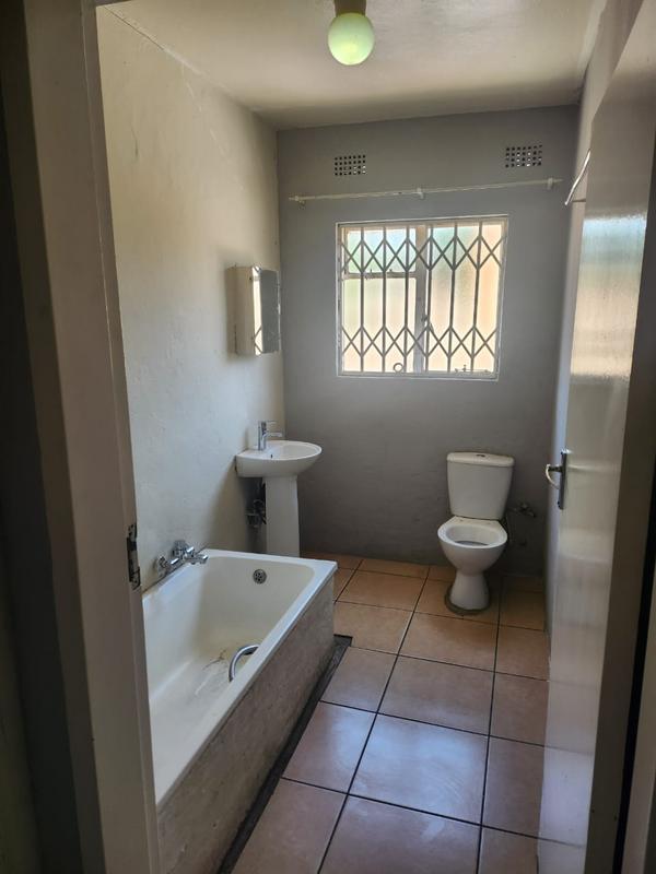 2 Bedroom Property for Sale in Turffontein Gauteng