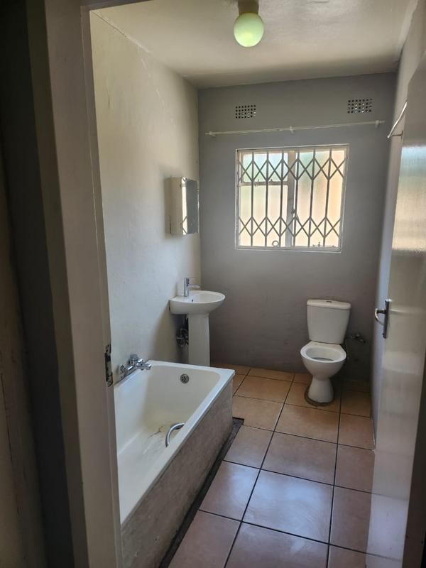 2 Bedroom Property for Sale in Turffontein Gauteng