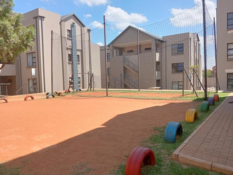 2 Bedroom Property for Sale in Ruimsig Gauteng