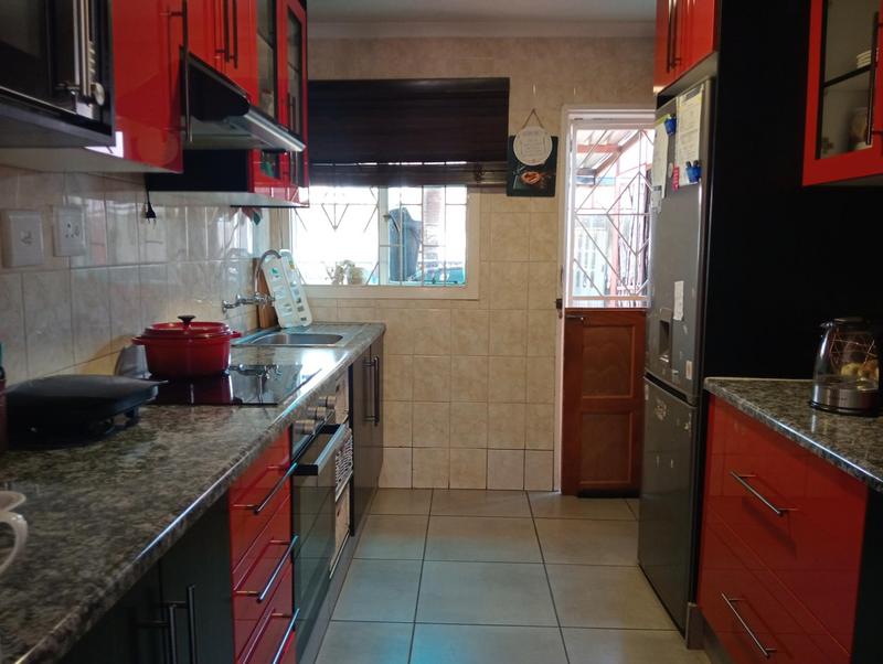 3 Bedroom Property for Sale in Ennerdale Gauteng