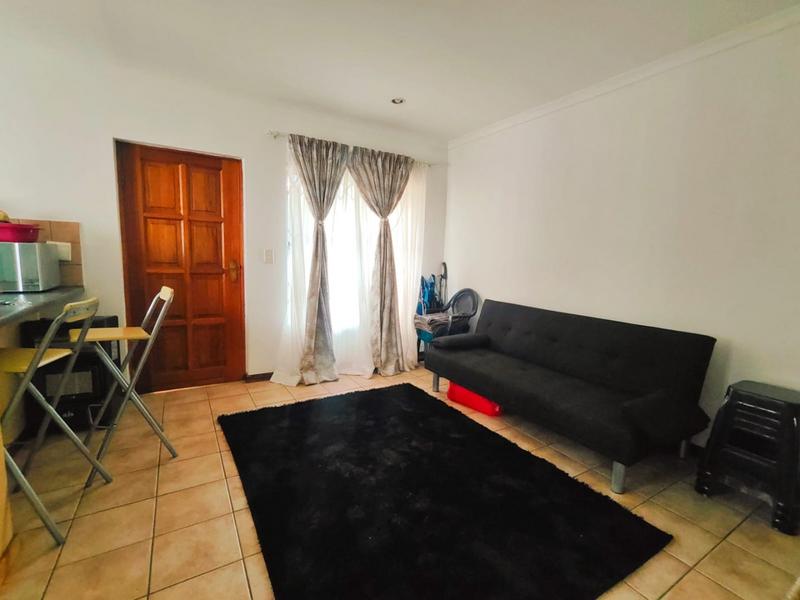 1 Bedroom Property for Sale in Fourways Gauteng