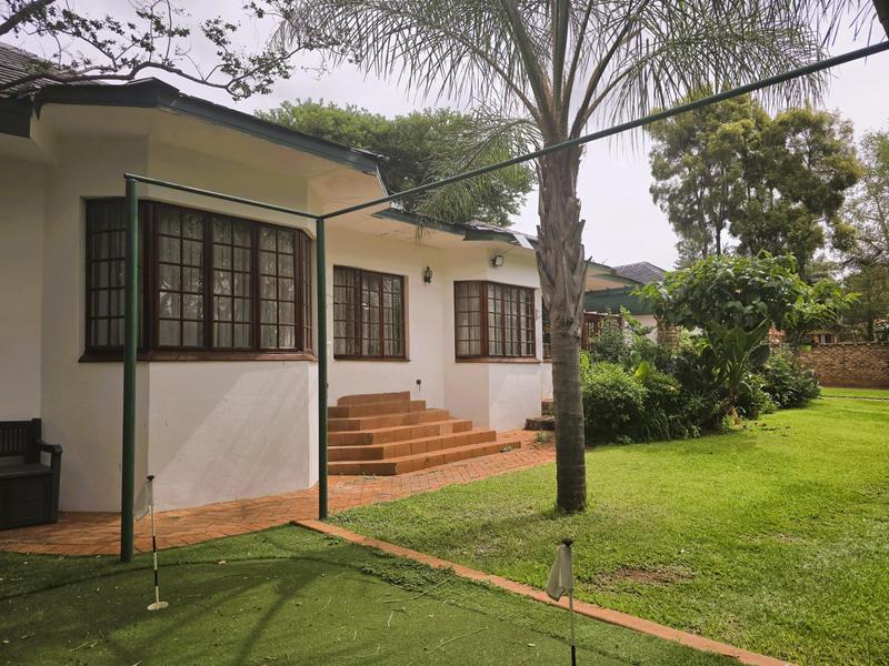 To Let 5 Bedroom Property for Rent in Waterkloof A H Gauteng