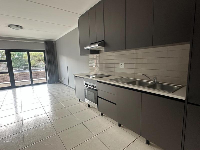 To Let 2 Bedroom Property for Rent in Greenstone Hill Gauteng