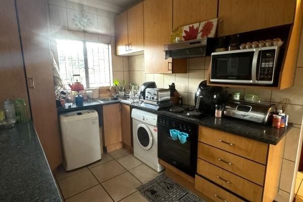 3 Bedroom Property for Sale in Bedfordview Gauteng