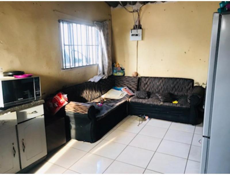 1 Bedroom Property for Sale in Bram Fischerville Gauteng