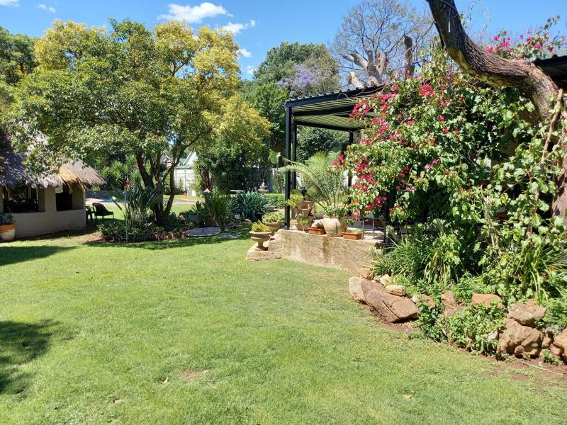 5 Bedroom Property for Sale in Lombardy East Gauteng