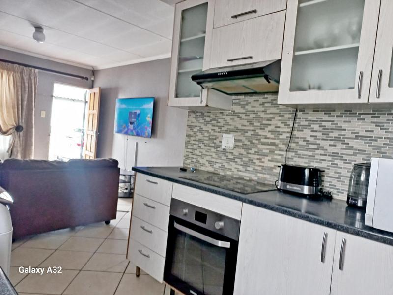 3 Bedroom Property for Sale in Birch Acres Gauteng