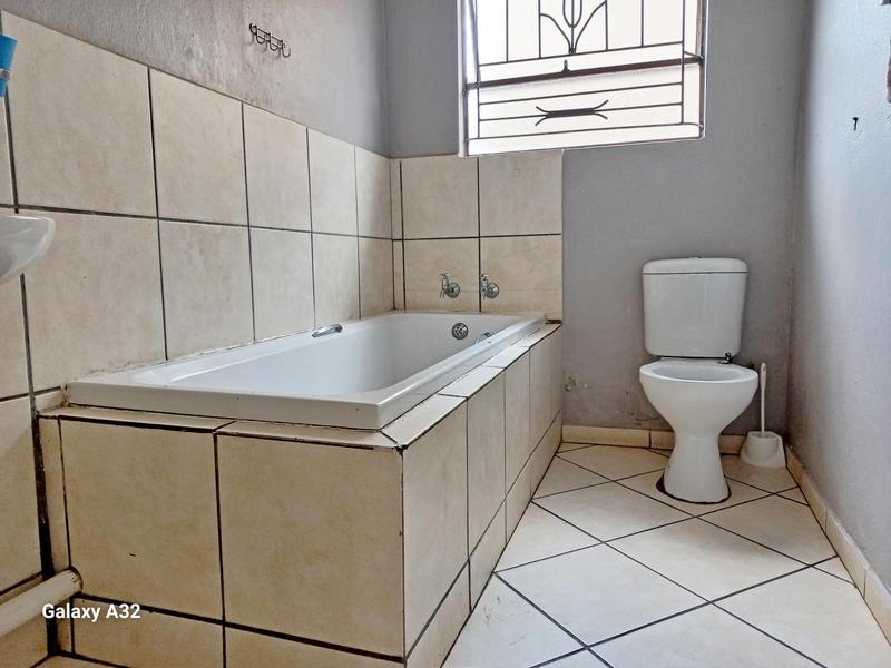 3 Bedroom Property for Sale in Birch Acres Gauteng