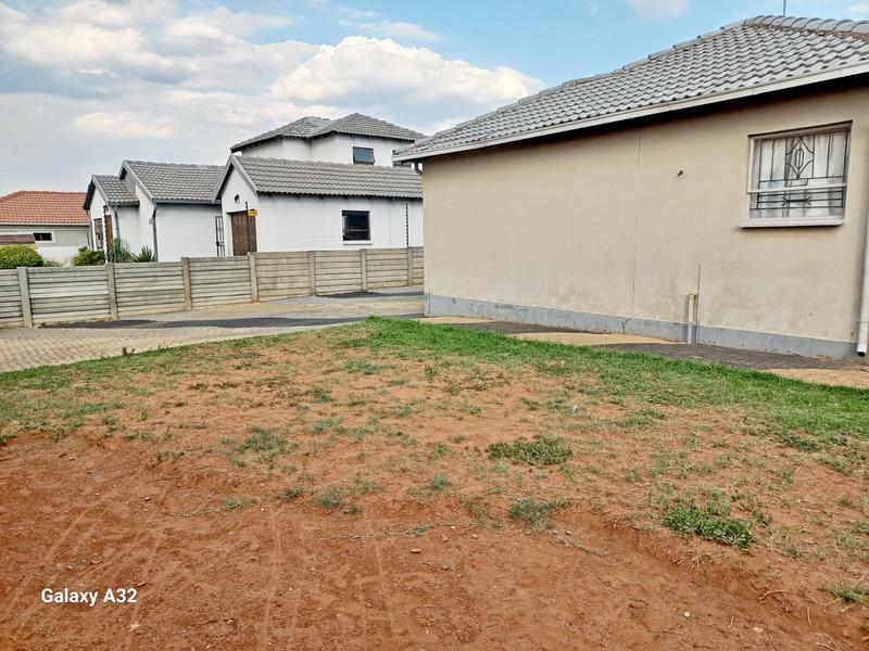 3 Bedroom Property for Sale in Birch Acres Gauteng