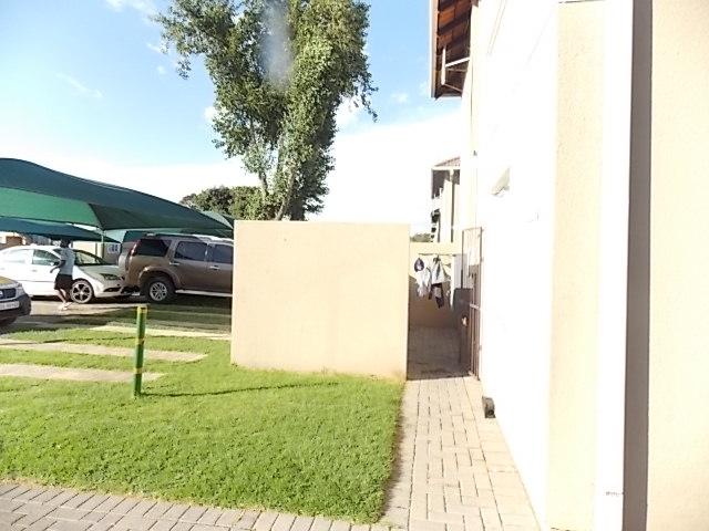 To Let 2 Bedroom Property for Rent in Comet Gauteng