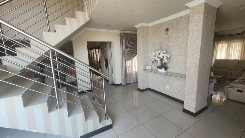 4 Bedroom Property for Sale in Zambezi Country Estate Gauteng