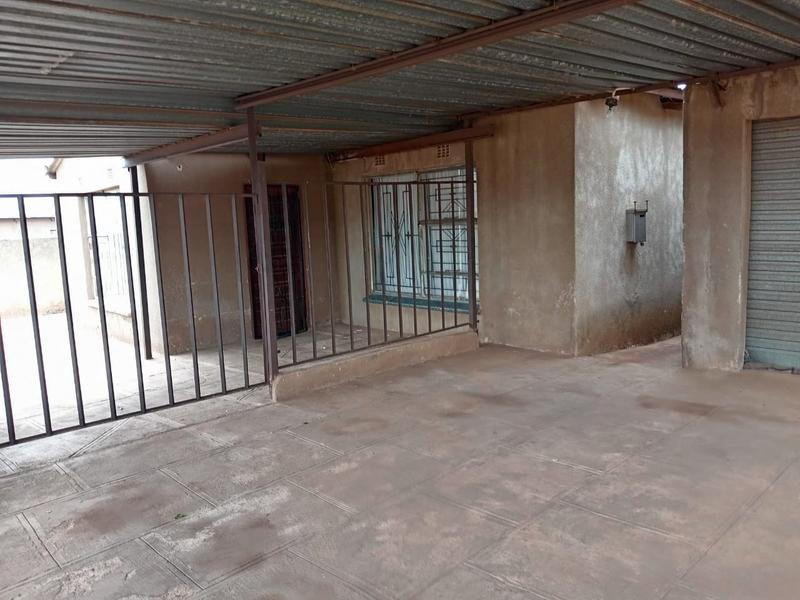 2 Bedroom Property for Sale in A P Khumalo Gauteng