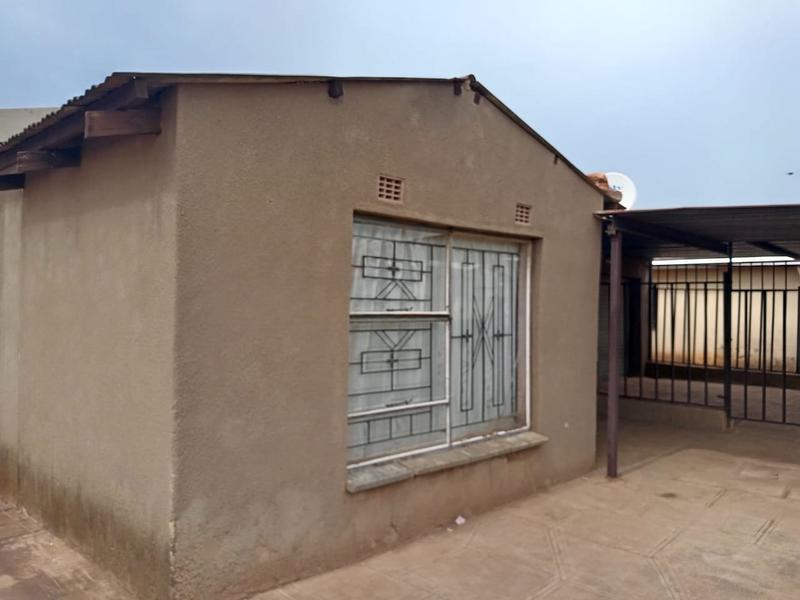 2 Bedroom Property for Sale in A P Khumalo Gauteng