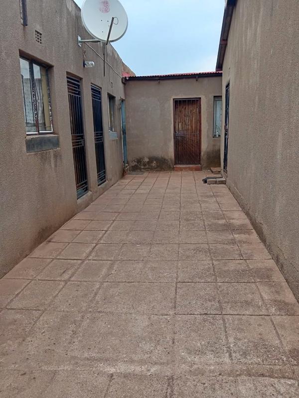 2 Bedroom Property for Sale in A P Khumalo Gauteng