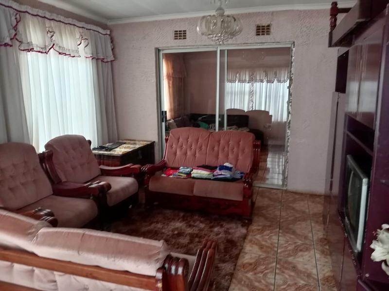 2 Bedroom Property for Sale in A P Khumalo Gauteng