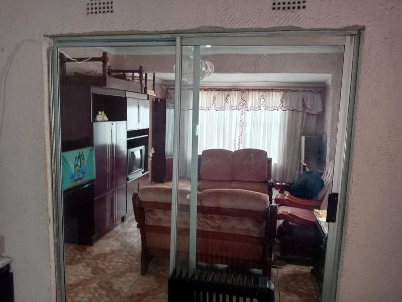 2 Bedroom Property for Sale in A P Khumalo Gauteng