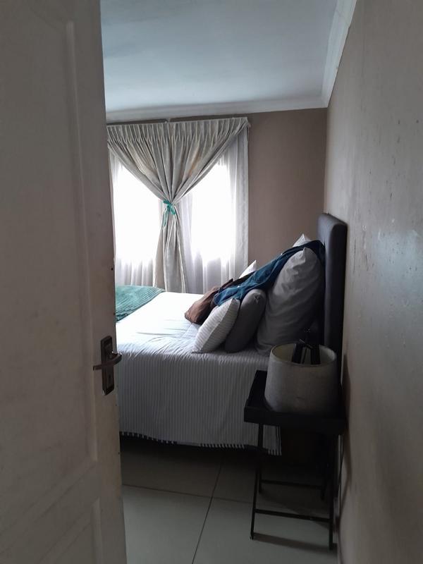 2 Bedroom Property for Sale in Chiawelo Gauteng