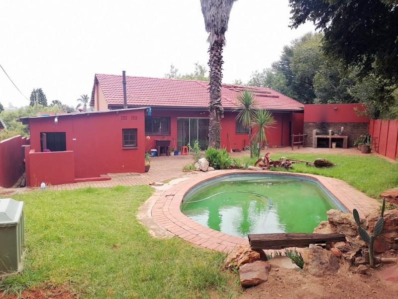 3 Bedroom Property for Sale in Lindhaven Gauteng