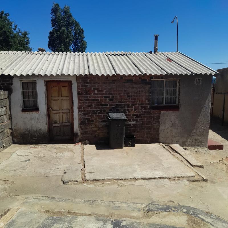 2 Bedroom Property for Sale in Diepkloof Gauteng