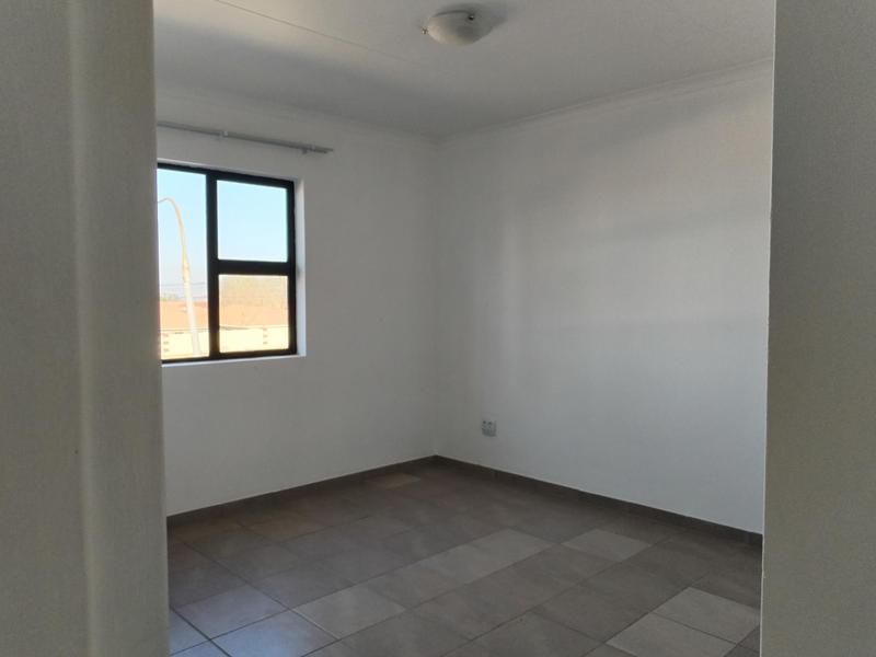 To Let 3 Bedroom Property for Rent in Albertsdal Gauteng