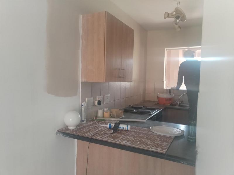 To Let 2 Bedroom Property for Rent in Willowbrook Gauteng