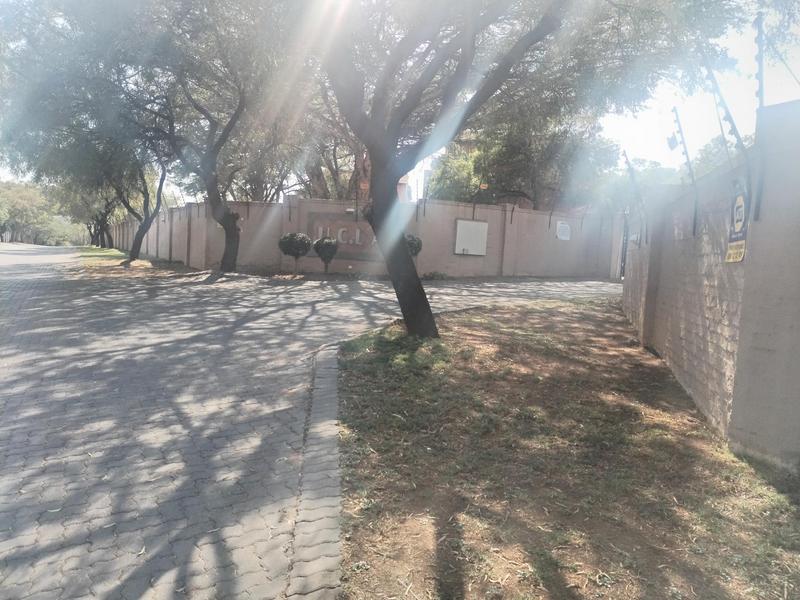 To Let 2 Bedroom Property for Rent in Willowbrook Gauteng