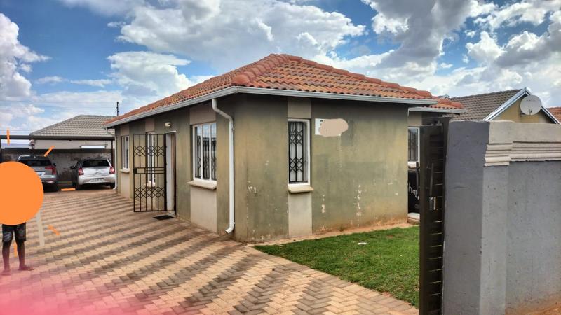 To Let 3 Bedroom Property for Rent in Protea Glen Gauteng