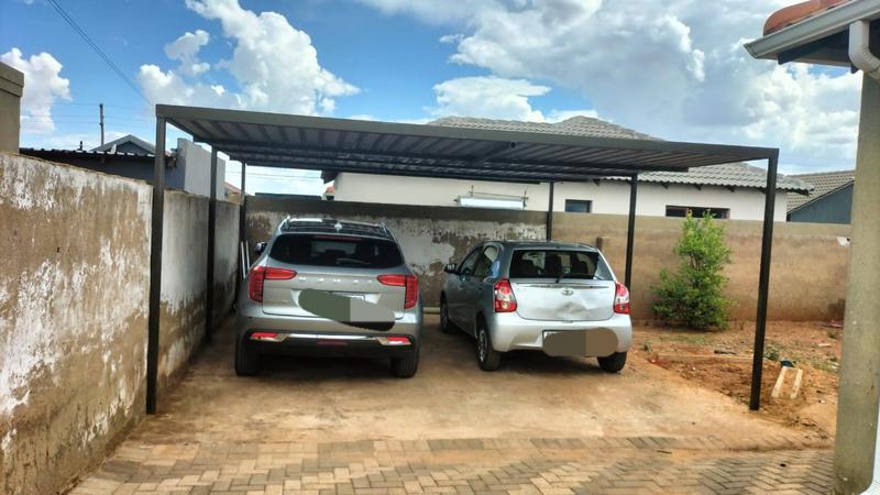 To Let 3 Bedroom Property for Rent in Protea Glen Gauteng