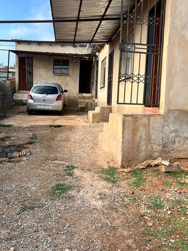 5 Bedroom Property for Sale in Orange Farm Gauteng