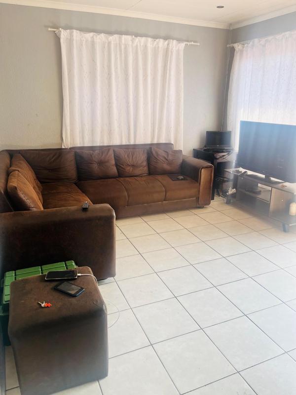 7 Bedroom Property for Sale in Cosmo City Gauteng