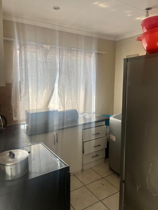 7 Bedroom Property for Sale in Cosmo City Gauteng