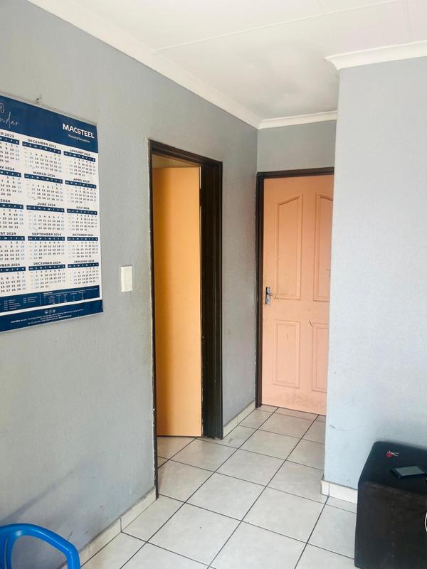 7 Bedroom Property for Sale in Cosmo City Gauteng