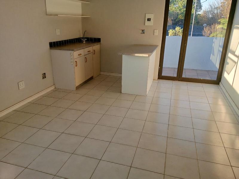 To Let 1 Bedroom Property for Rent in Kensington Gauteng