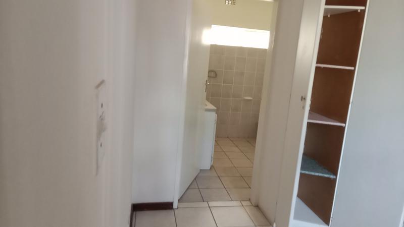 To Let 1 Bedroom Property for Rent in Observatory Gauteng