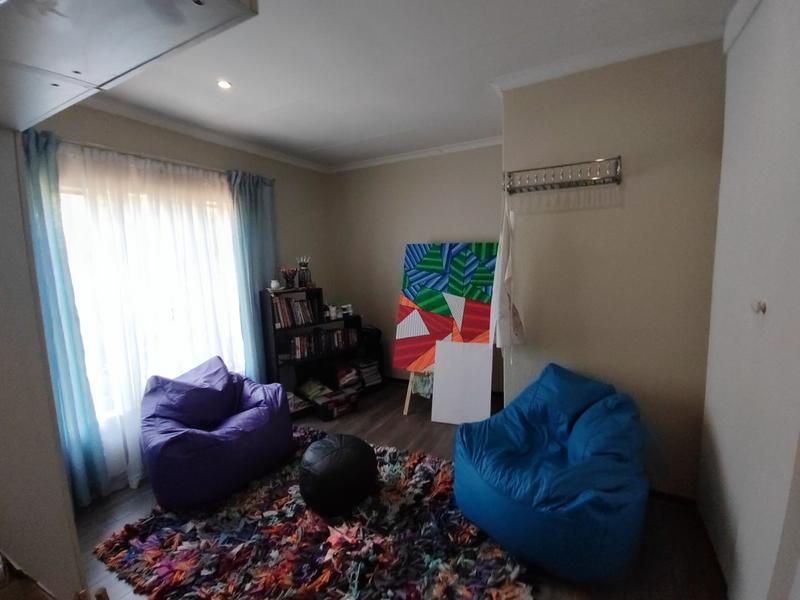 2 Bedroom Property for Sale in Annlin Gauteng