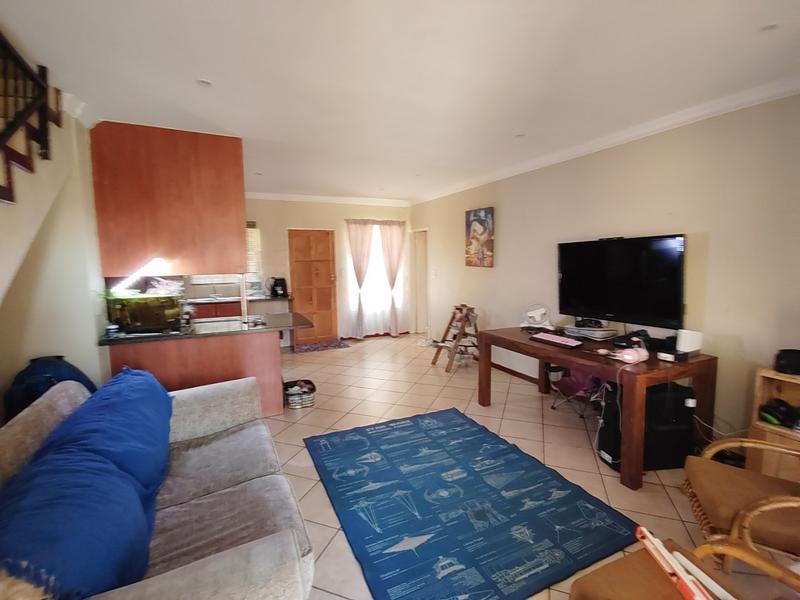 2 Bedroom Property for Sale in Annlin Gauteng